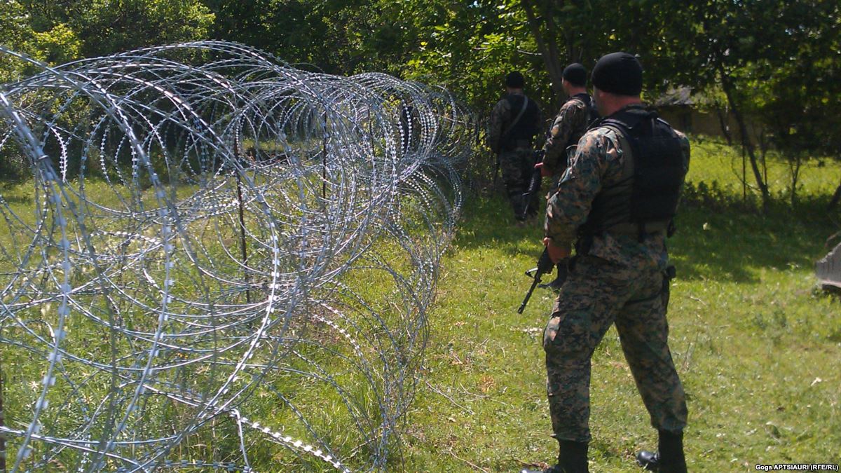 Грузия потрясена резонансным происшествием: российские оккупанты похитили двух граждан страны прямо во время пасхального богослужения