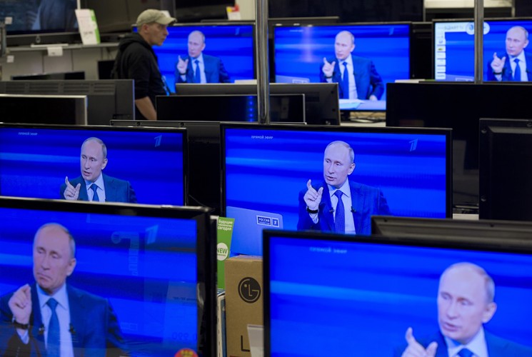 РФ использует диппредставительства для информационной войны против Украины 