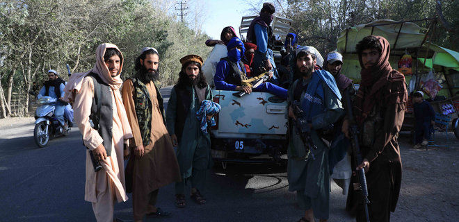 Россию уличили в сотрудничестве с афганскими террористами: поставляют бензин и зерно Талибану