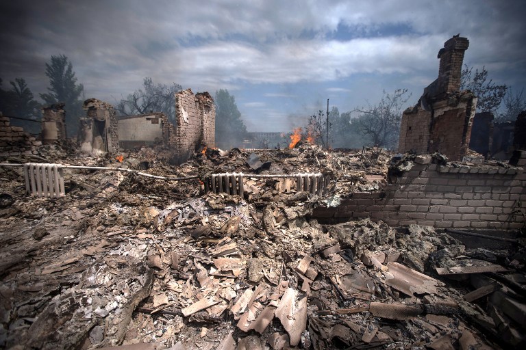 Москаль рассказал о катастрофе в Станице Луганской: из-за ночного обстрела разрушены школы, детский сад и жилые дома
