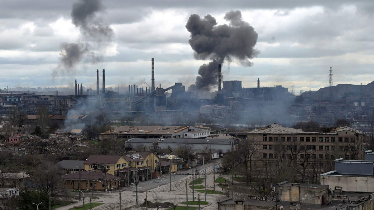 Окруженные бойцы "Азова" взяли штурмом позиции оккупантов на "Азовстали"