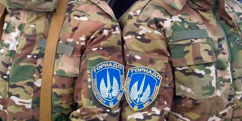 СМИ: Погибшие при взрыве "Мерседеса" "торнадовцы" готовили теракт во Львовской области?
