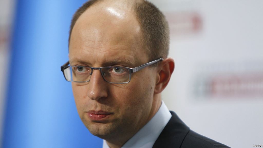 Яценюк: реформирование угольной отрасли должен предусматривать развитие перспективных шахт