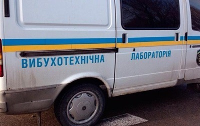 ​В Киеве в супермаркет бросили взрывпакет