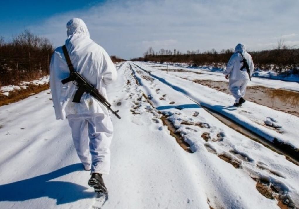 На границе найден погибшим украинский солдат с огнестрельным ранением, еще один ранен – СМИ