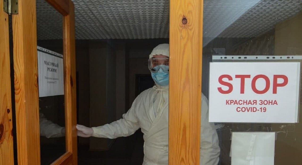 "Проще умереть, чем обследоваться в "ДНР"", - в Сети показали видео из диагностического центра в Донецке