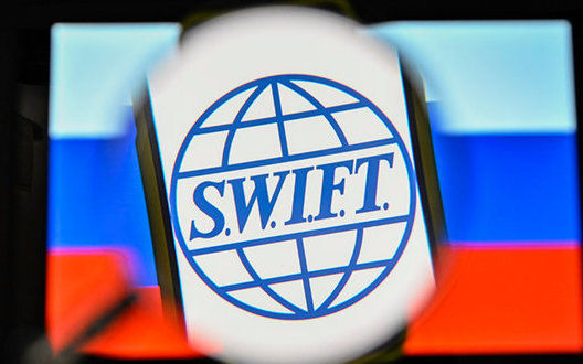 Введен шестой пакет санкций ЕС: Сбербанк РФ отключают от SWIFT