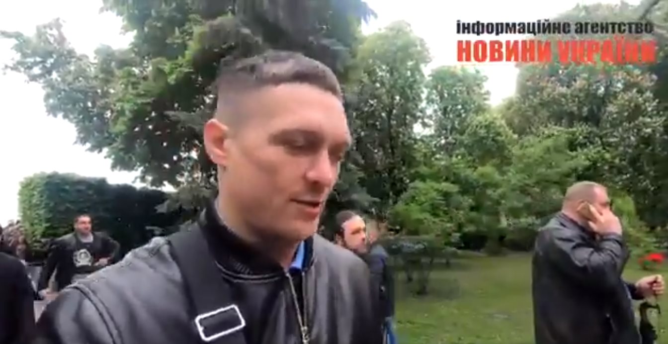 Усик присоединился к пророссийским силам в Киеве – громкие кадры