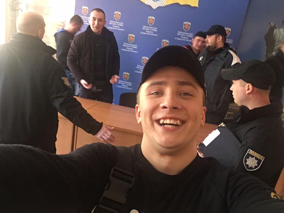 Патриоты потроллили полицейских в Одессе: "Ми не розуміємо іноземну мову"