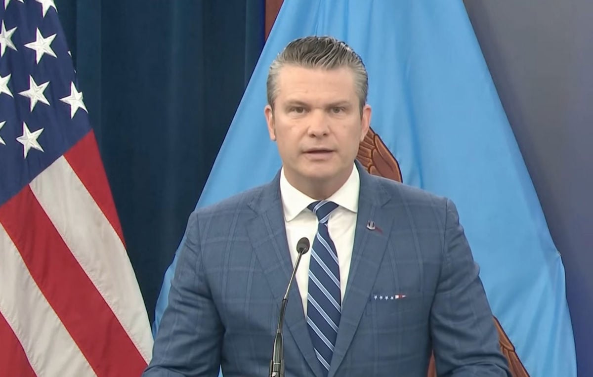 Глава Пентагона объявил об операции "Экономическая ярость" против Ирана и пригрозил разбомбить его инфраструктуру 