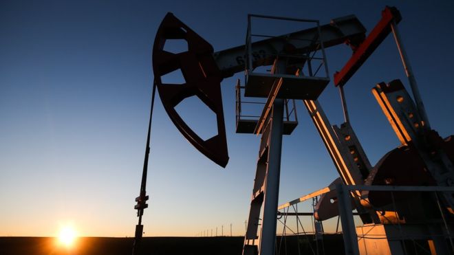 Внезапно рухнули цены на российскую нефть Urals: раскрылись причины катастрофического падения