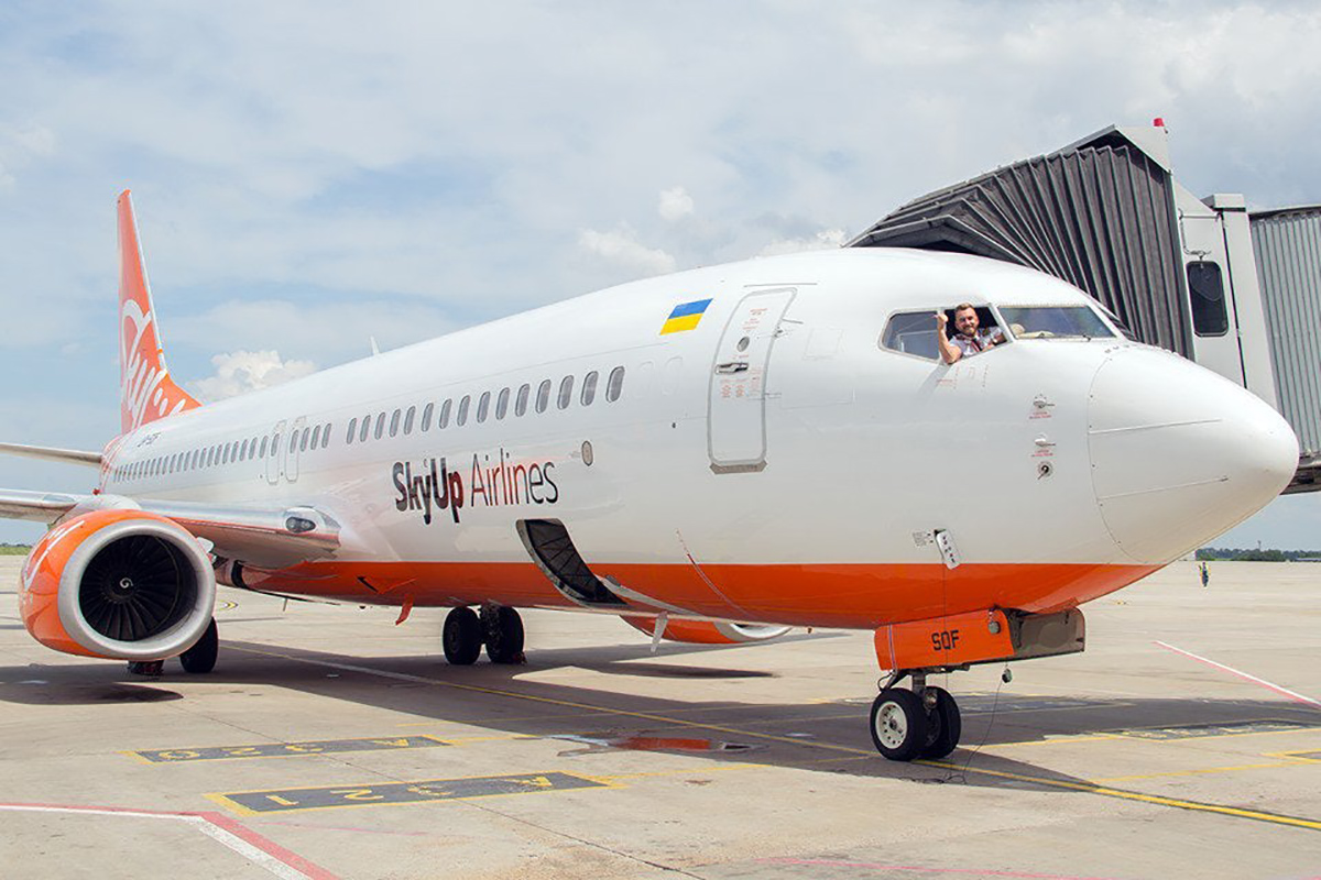 Кабмин выделит более 4 миллионов долларов США на нерегулярные полеты в Украину из 17 городов мира: детали