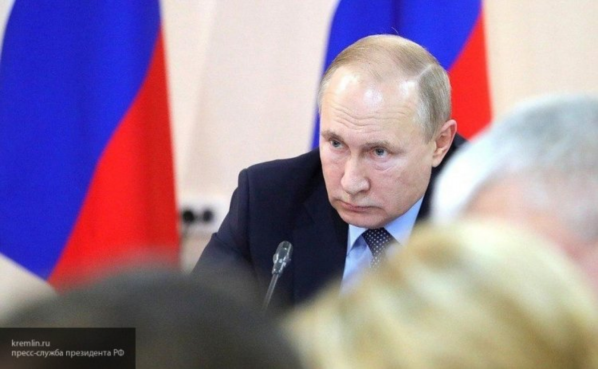 Путин уже выбрал замену Медведеву: названа фамилия нового премьера России