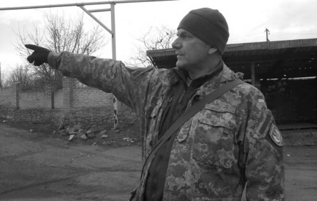 В Киеве водителю, оскорбившему жену погибшего АТОшника Годзенко, пришлось спасаться бегством