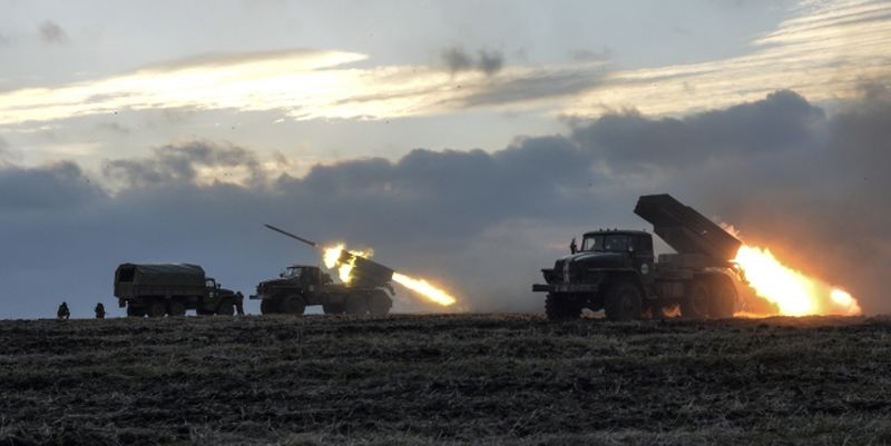 В АТО жуткий обстрел позиций ВСУ: Донецк дрожал от залпов “Града” – боевики пошли на омерзительную провокацию