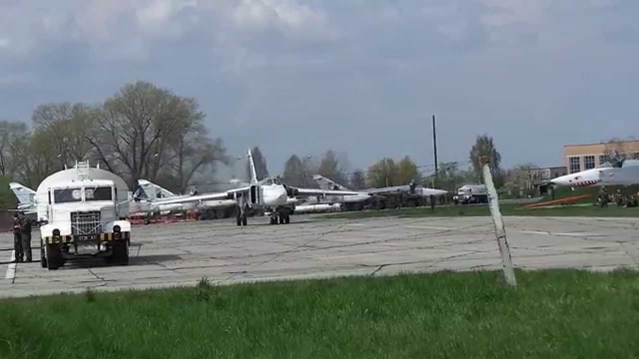 РФ все чаще стала бить ракетами по военным аэродромам Украины: в FT узнали главную причину