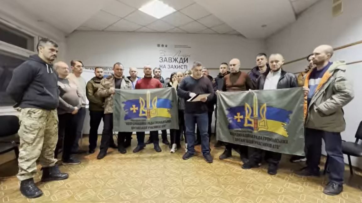 В Полтаве участники войны на Донбассе восстали против мэра Мамая