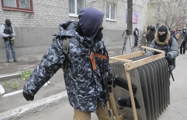 Жители Донецка с мольбами просят спасти город: Господи, нас могут посадить, но молчать нет уже сил