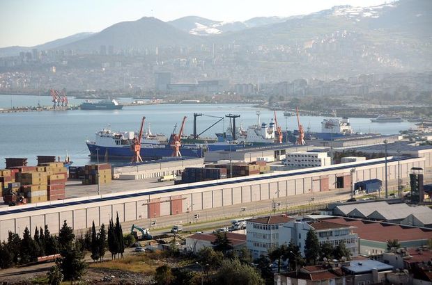 В турецком порту заблокировали четыре корабля России