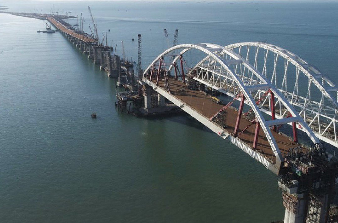 ​Мост работать не будет: в Меджлисе пообещали перекрыть движение транспорта через керченскую переправу