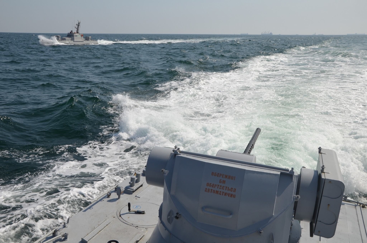 "Ихтамнет" в Азовском море и "заказ Вашингтона": названы ТОП-10 фейков Кремля об Украине
