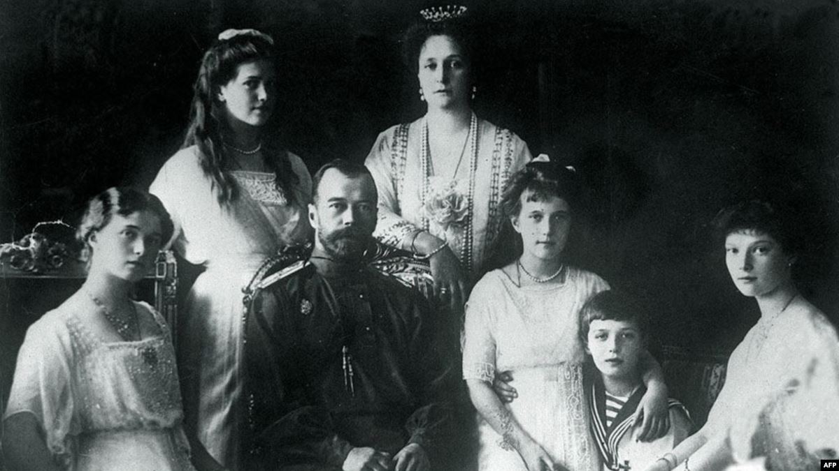 РПЦ обвинили в уничтожении останков детей Николая II, которые хранили вместе с челюстью Гитлера
