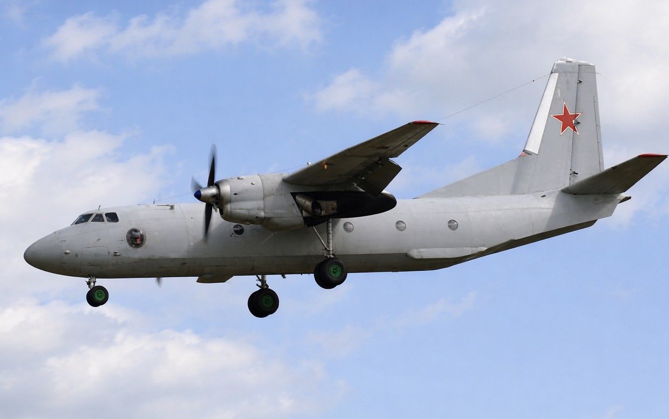 Стали известны детали потери второго самолёта РФ за сутки: Ан-26 с военными в оккупированном Крыму