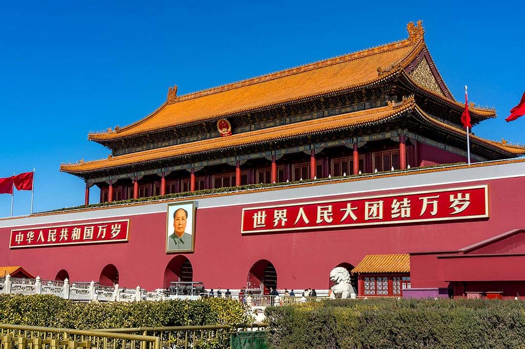 На фоне войны в Украине из Китая уходят иностранные инвесторы: антирекорд более чем за 30 лет – Bloomberg