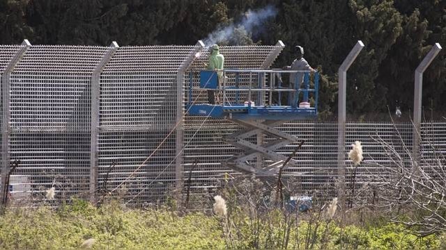 Судя по выполненному объему работ в строительстве украинско-российской "стены", проект завершится не скоро