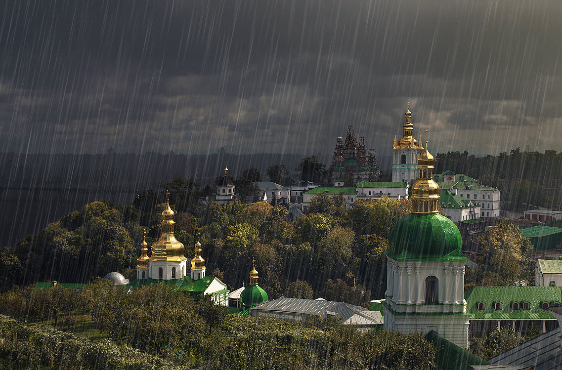 До конца дня Киев накроет страшная непогода: синоптики предупреждают о шквальном ветре и грозе 