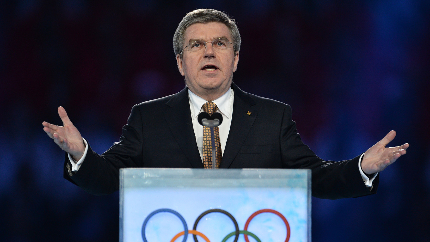 ​Президент МОК Томас Бах "порадовал" Россию своим новогодним поздравлением: в МОК заявили о новых санкциях из-за допинг-скандала