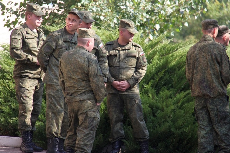 Минобороны: 76 военных из РФ попробуют договориться с ДНРовцами о прекращении огня 