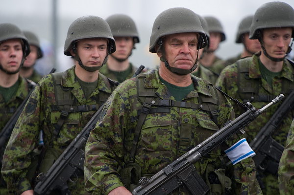 Wall Street Journal: батальоны Эстонии всерьез готовятся к войне с Россией