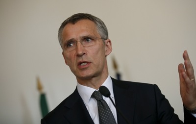 Столтенберг: Россия готова атаковать Украину в любой момент