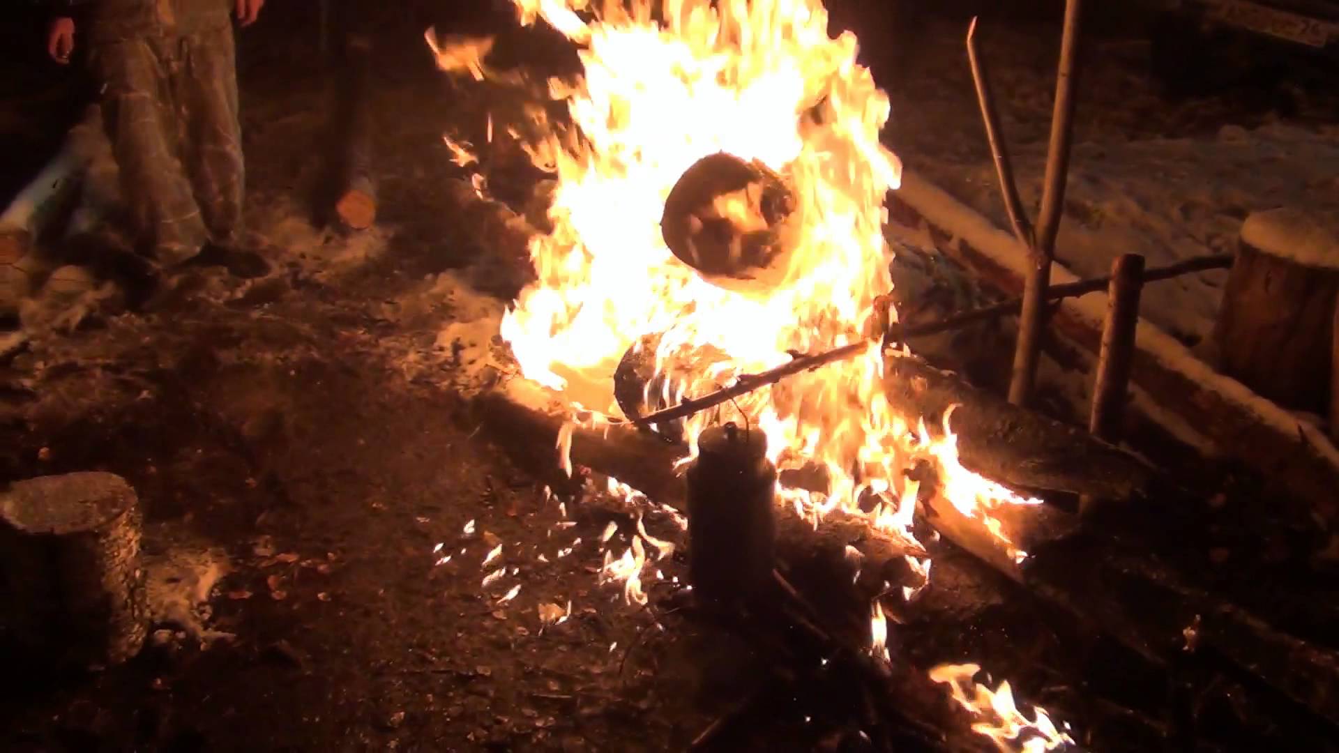 В России 6-летнюю девочку сожгли на костре ее собственные приемные родители