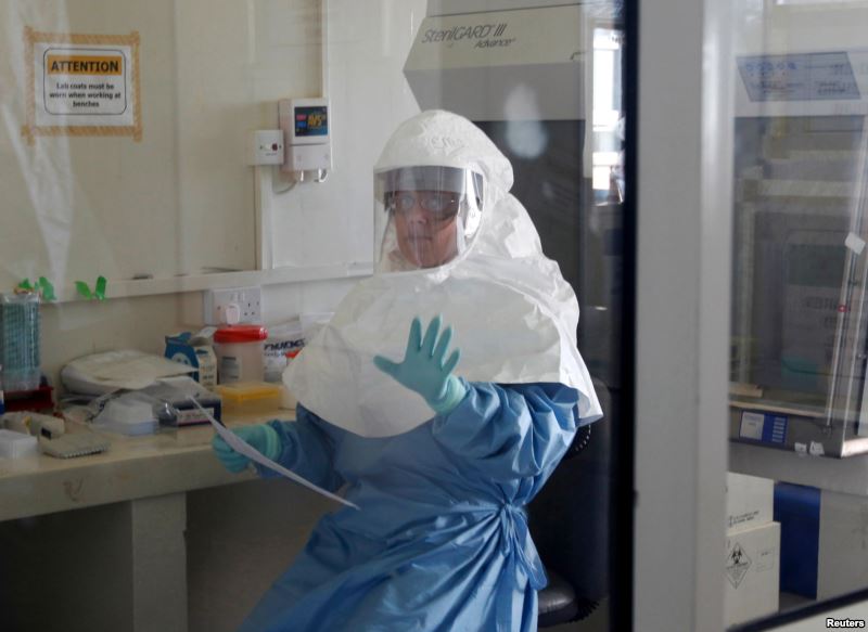 Двое американских детей госпитализированы с подозрением на Эболу