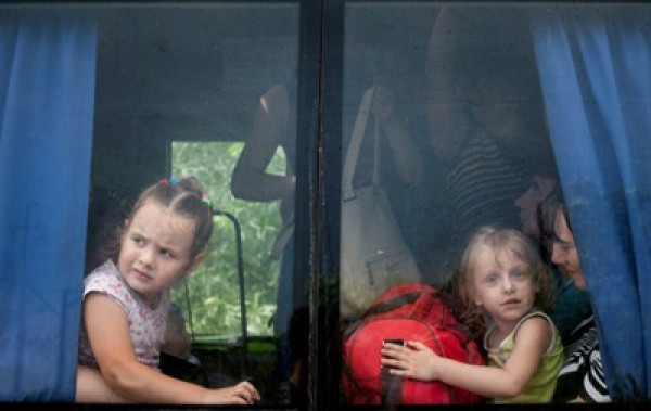 МВД: Из Харцызска эвакуировали 41 ребенка-сироту