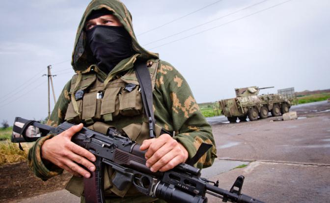 Боевики "ДНР" перешли  в открытое наступление: стало известно о разрушающих обстрелах Зайцево и Авдеевки из бронетранспортеров
