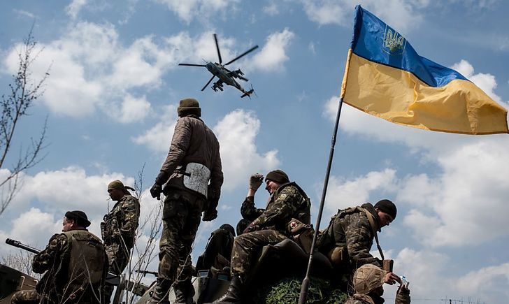 Украина передислоцирует армию, чтобы защититься от страны-агрессора, – Порошенко