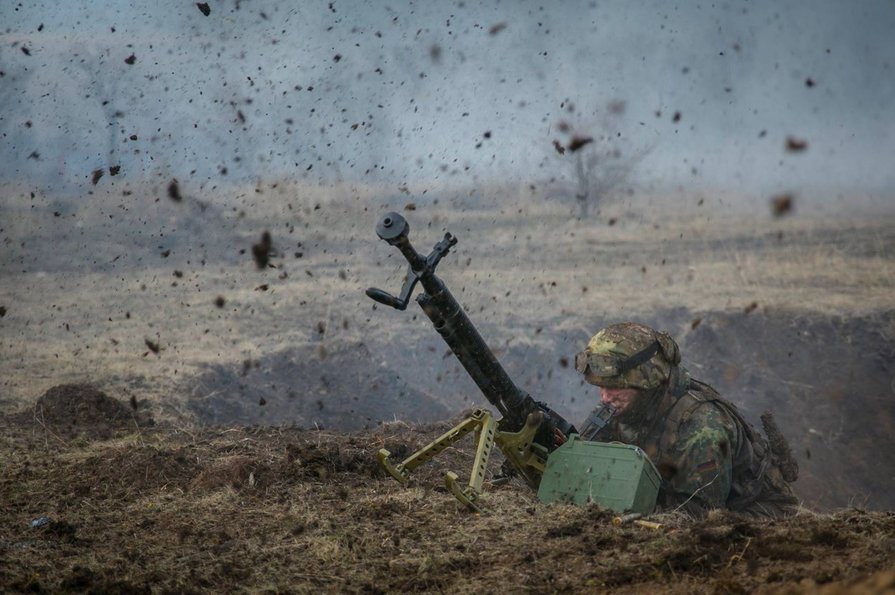 "Мирные обстрелы": за прошедший день несколько украинских военных получили ранения