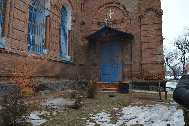 Москаль: перед Крещением казаки расстреляли из "Градов" православный храм в Трехизбенке