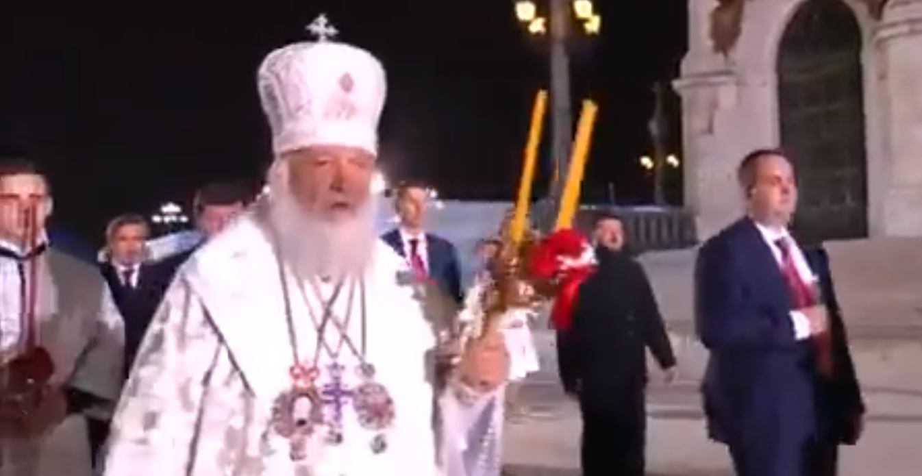 "По сути, это крестный ход ФСО", - в Сети взбудоражены десятками личных охранников главы РПЦ Кирилла