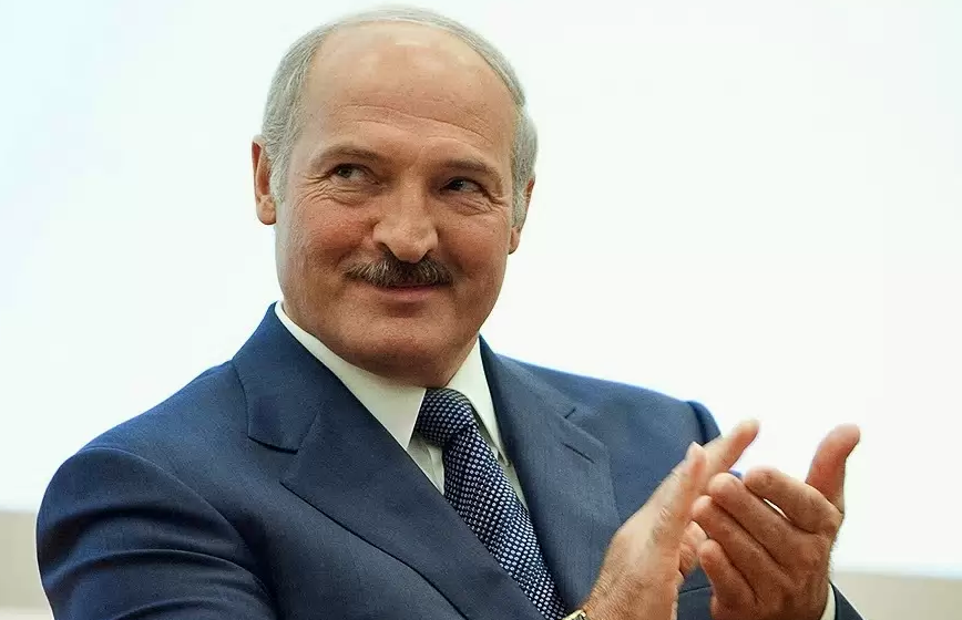 Ваше творчество не оставило равнодушными: Лукашенко все же решил поздравить Алексиевич с Нобелевской премией