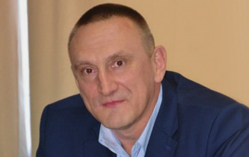 Мэр Доброполья в очередной раз проявил сепарский характер и назвал флаг Украины рваной тряпкой