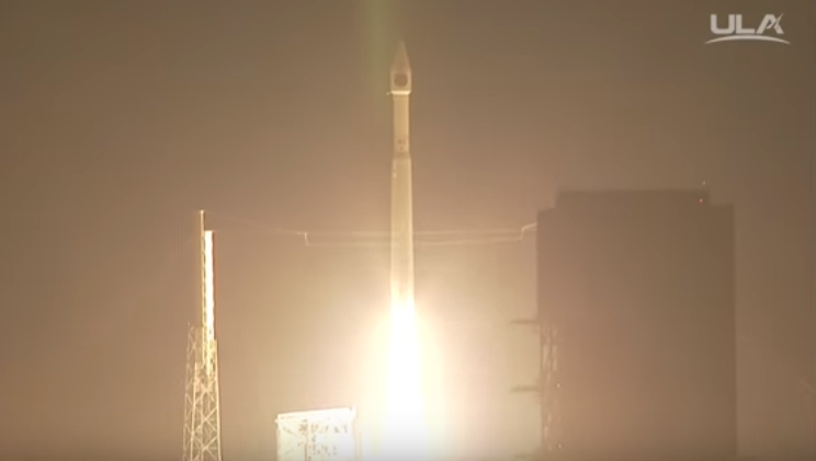 США опять запустили ракету: ULA Atlas V доставила спутник для ВВС американской армии — кадры