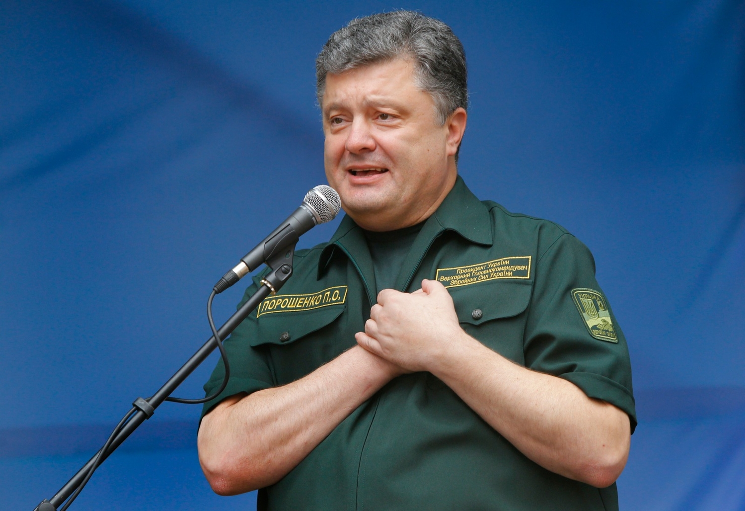 Порошенко: на Параде Победы в Москве будет оружие, которым убивали военнослужащих Украины