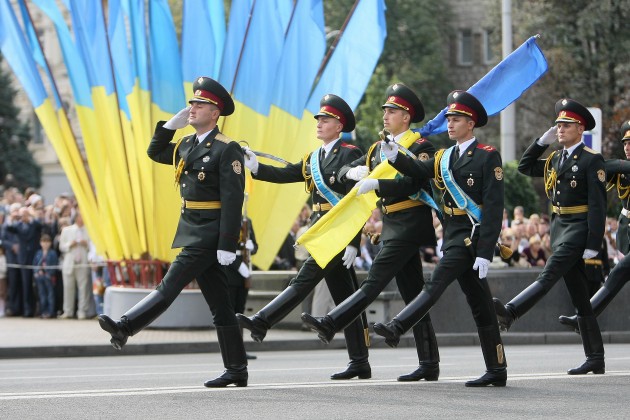  В День Независимости в Украине пройдут военные парады