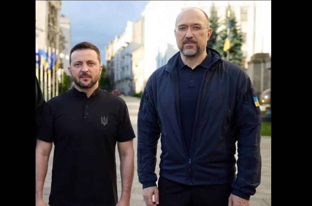 Зеленский хочет заменить Шмыгаля на нового премьера: СМИ узнали неожиданную причину 