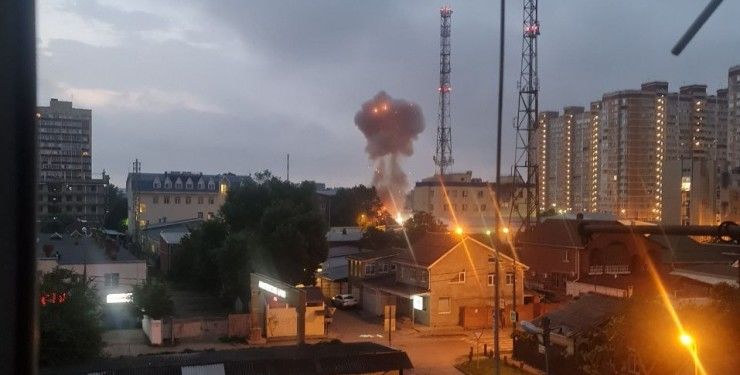 Росіяни після атаки дронів на Краснодар зажадали розстріляти "пінгвіна" Шойгу 