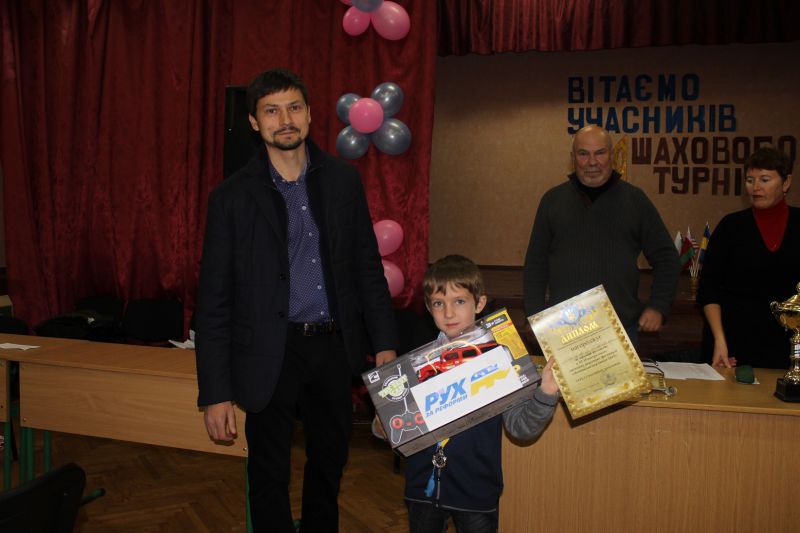 Рух за реформы: Святослав Козырев организовал шахматный турнир